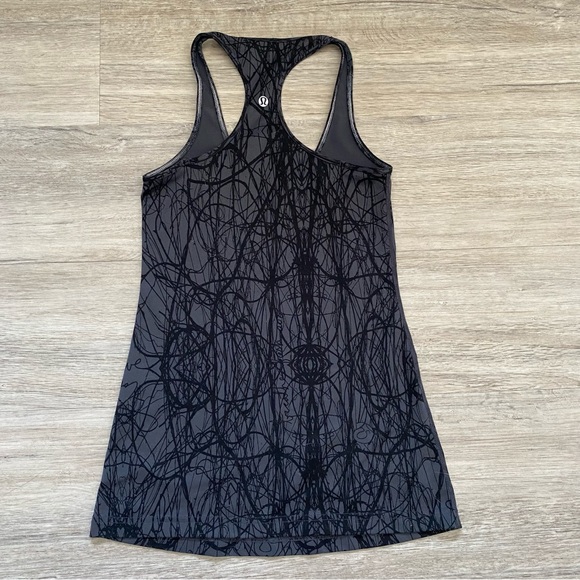 ✨LULULEMON✨ RACERBACK TANK - Picture 3 of 8
